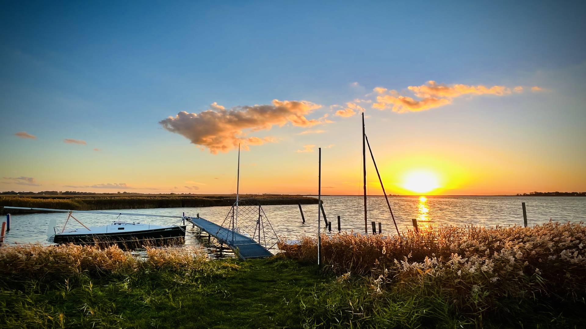 Sonnenuntergang am Wasser bei Fuhlendorf